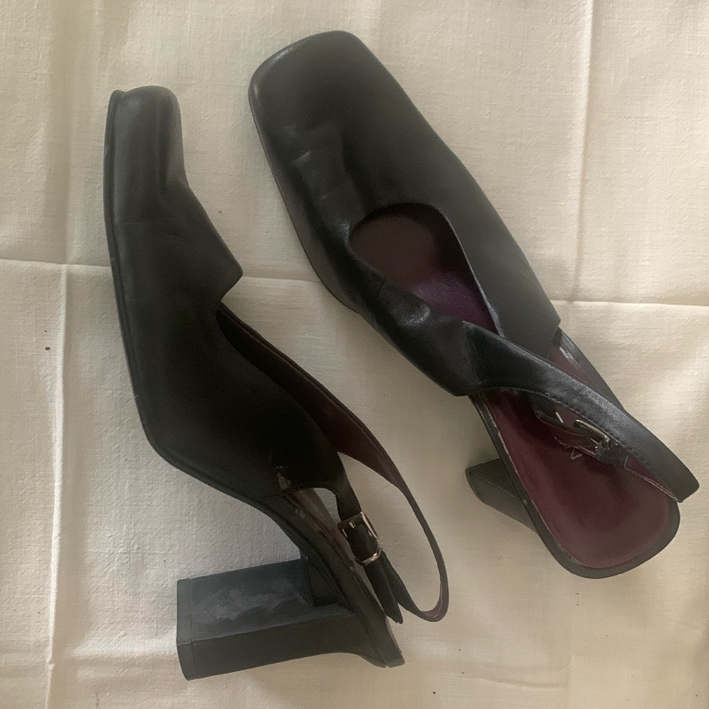 Like new square toe sling back heels Nine West